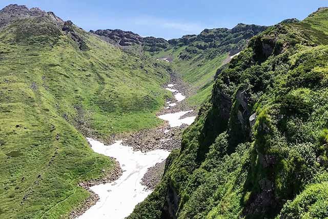 岩手山岳ガイドクラブ 大塚裕之のガイドツアー 鳥海山 鉾立
